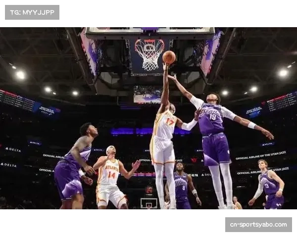 杰伦-约翰逊36分准三双 老鹰前锋展现全能身手